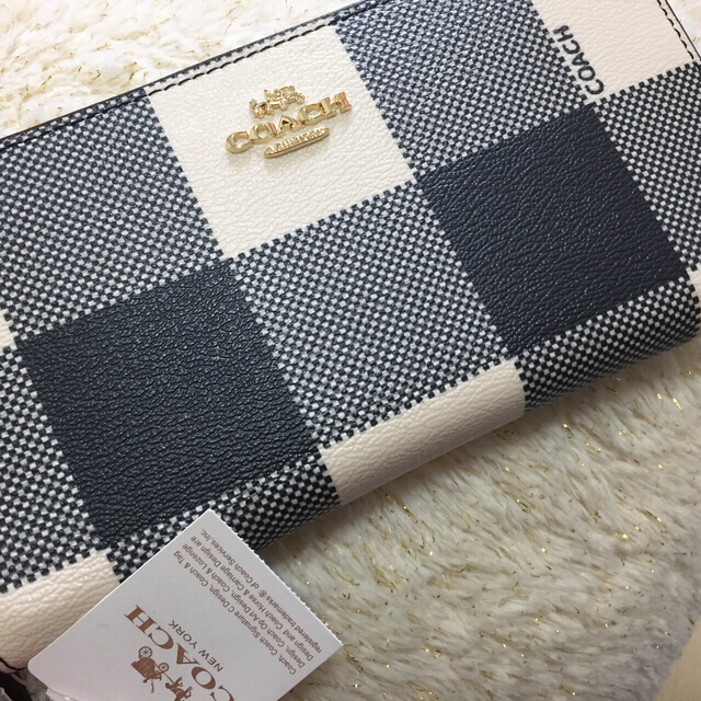 大SALE!!早い者勝ち!人気のチェック柄COACHの長財布 - 財布
