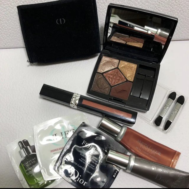 Dior(ディオール)のDior サンククルール　メタライザー　おまけ付き【値下げ】 コスメ/美容のベースメイク/化粧品(アイシャドウ)の商品写真