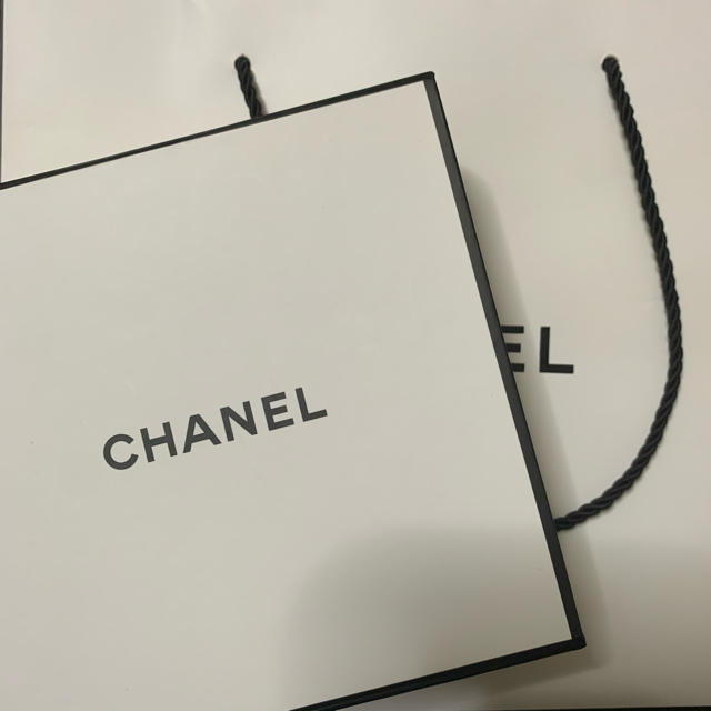 CHANEL(シャネル)のCHANEL シャネル　鏡 レディースのファッション小物(ミラー)の商品写真