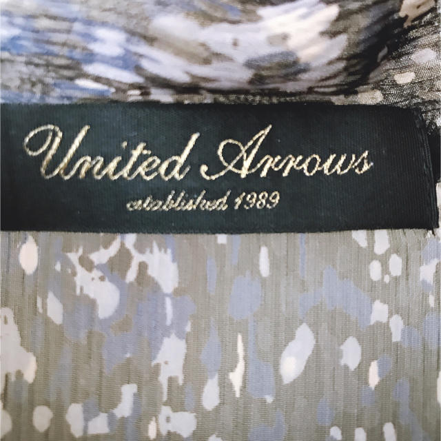 UNITED ARROWS(ユナイテッドアローズ)のUNITED ARROWS ブラウス レディースのトップス(シャツ/ブラウス(半袖/袖なし))の商品写真