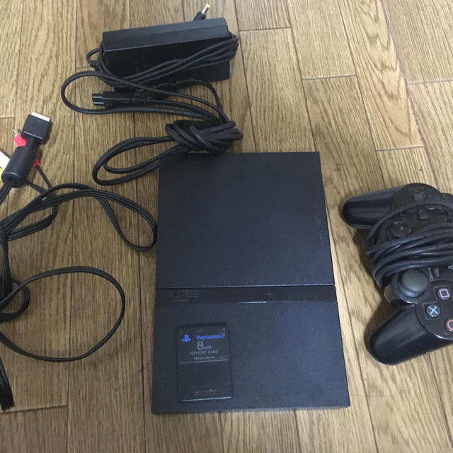 PlayStation2(プレイステーション2)のPS2 プレイステーション2 エンタメ/ホビーのゲームソフト/ゲーム機本体(家庭用ゲーム機本体)の商品写真