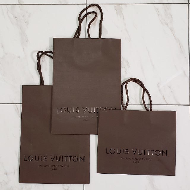 LOUIS VUITTON(ルイヴィトン)のLOUIS VUITTON ショップ袋 レディースのバッグ(ショップ袋)の商品写真