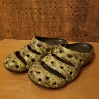 キーン(KEEN)のKEEN YOGUI ARTS  未使用  カモ グリーン 28cm(サンダル)