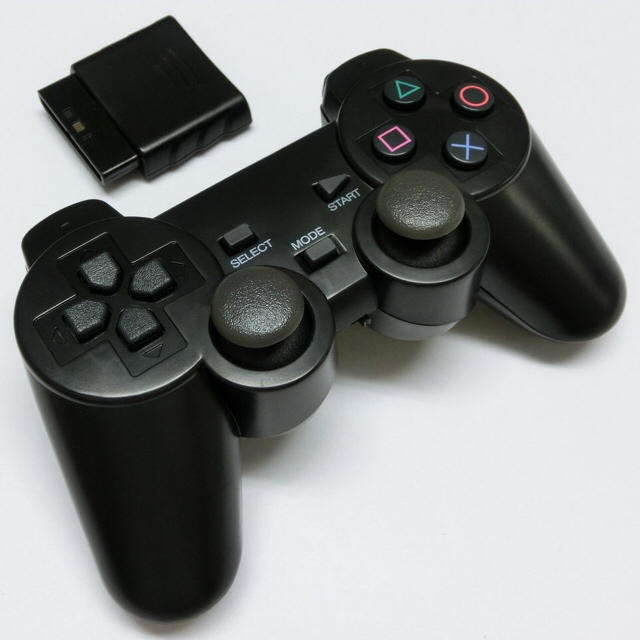 PS2 ワイヤレスコントローラー エンタメ/ホビーのゲームソフト/ゲーム機本体(その他)の商品写真