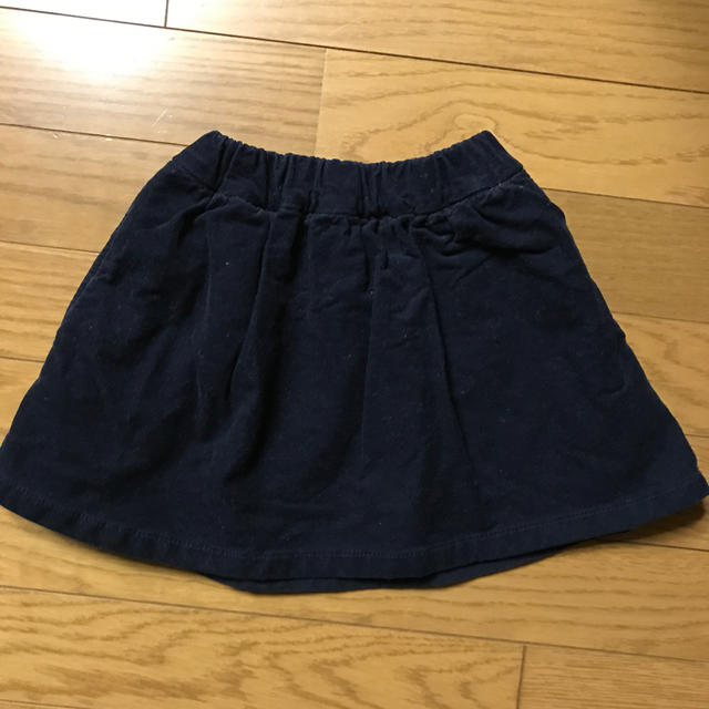 UNIQLO(ユニクロ)のユニクロ　コーデュロイ スカート  100 キッズ/ベビー/マタニティのキッズ服女の子用(90cm~)(スカート)の商品写真