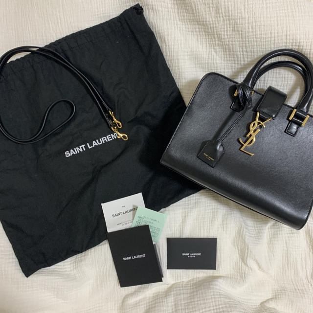 ショルダーバッグSAINT LAURENT ベイビーカバス