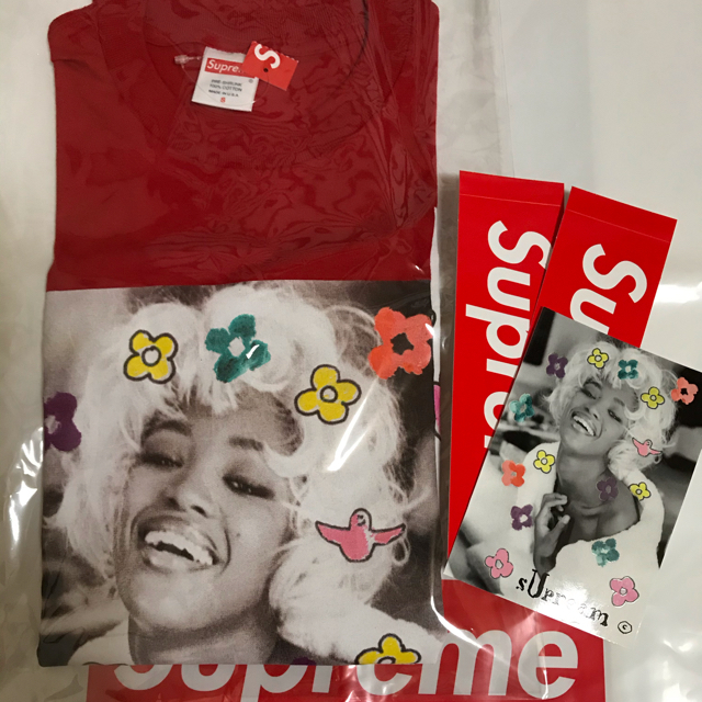 Sサイズ 赤★Supreme 20ss Naomi Tee ステッカー付き 1