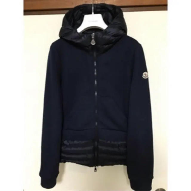 MONCLER(モンクレール)の入手困難★激安★モンクレールスウェットダウンパーカーゴルフ　キャンプ　希少サイズ レディースのトップス(パーカー)の商品写真