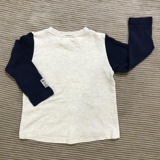 BeBe(ベベ)のBeBe べべ　ロンT 100㎝　春　キッズ　 長袖Tシャツ キッズ/ベビー/マタニティのキッズ服男の子用(90cm~)(Tシャツ/カットソー)の商品写真