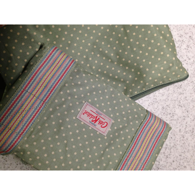 Cath Kidston(キャスキッドソン)のCathKidston☆旅行バッグ☆ レディースのバッグ(スーツケース/キャリーバッグ)の商品写真