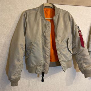 アルファインダストリーズ(ALPHA INDUSTRIES)の最終値下げ！美品！ブルゾン　MA-1 アイスグレー(ブルゾン)