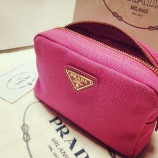 プラダ(PRADA)のほぼ新品♡PRADA カナパ ポーチ♡(ポーチ)