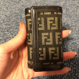 フェンディ(FENDI)の【ハジ様専用】Fendi フェンディ メンズ　キーケース(キーケース)