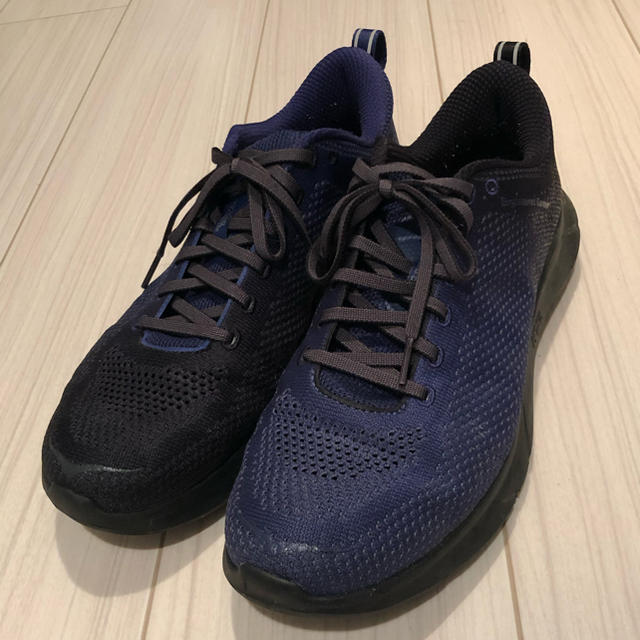 Engineered Garments(エンジニアードガーメンツ)のHOKA ONE ONE engineered garments 別注スニーカー メンズの靴/シューズ(スニーカー)の商品写真