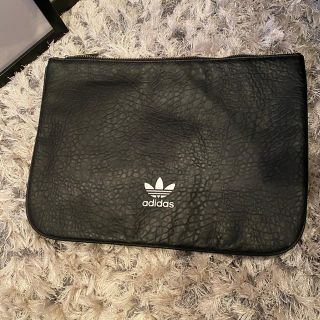 アディダス(adidas)のアディダス♡クラッチバッグ美品(セカンドバッグ/クラッチバッグ)