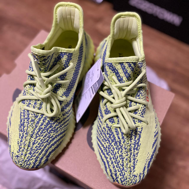 adidas(アディダス)の新品未使用 Yeezy Boost 350 V2 YELLOW 26cm メンズの靴/シューズ(スニーカー)の商品写真