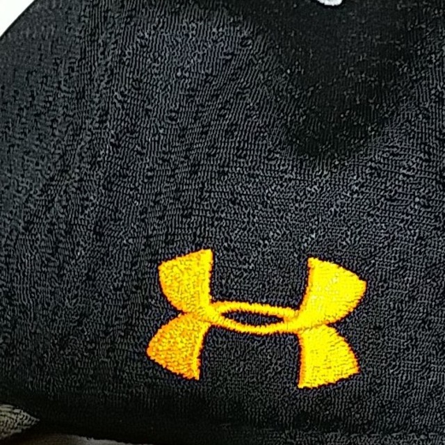 UNDER ARMOUR(アンダーアーマー)の2019宮崎キャンプのジャイアンツ・キャップ スポーツ/アウトドアの野球(記念品/関連グッズ)の商品写真