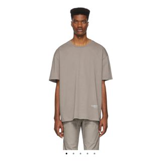 フィアオブゴッド(FEAR OF GOD)の0000様専FOG ESSENTIALS リフレクティブ ロゴ Tシャツ グレー(Tシャツ/カットソー(半袖/袖なし))