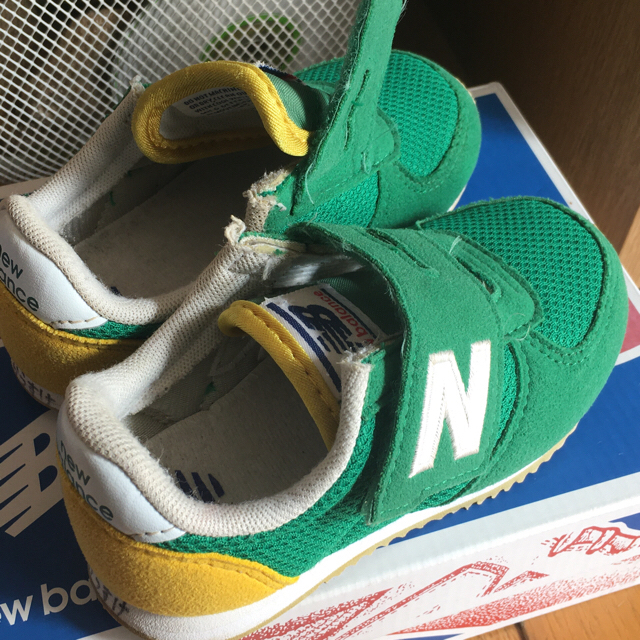 New Balance(ニューバランス)のニューバランス キッズスニーカー 3足セット キッズ/ベビー/マタニティのキッズ靴/シューズ(15cm~)(その他)の商品写真