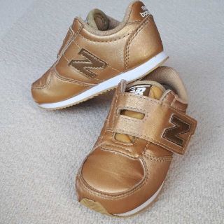 ニューバランス(New Balance)の専用new balance ゴールド(スニーカー)