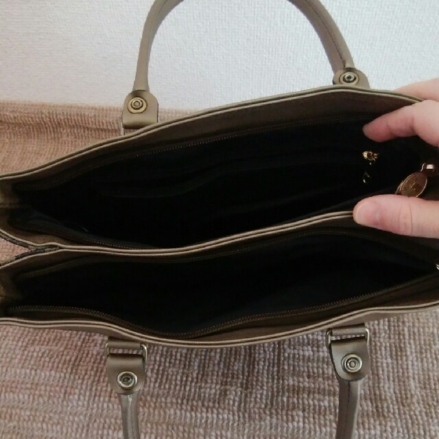 ハンドバッグ未使用品パーティーバッグ美品フォーマルRichieni ハンドバッグ未使用品パーティーバッグ美品フォーマルRichieni