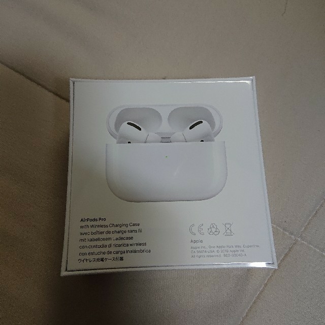 オーディオ機器airpods