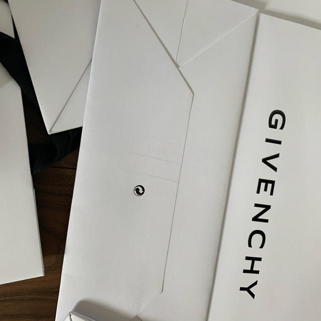 GIVENCHY(ジバンシィ)のジバンシー  ショップ袋 レディースのバッグ(ショップ袋)の商品写真