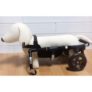 超早割 M.ダックス4輪歩行器!リハビリ!食事補助!犬の歩行器!介護!犬の