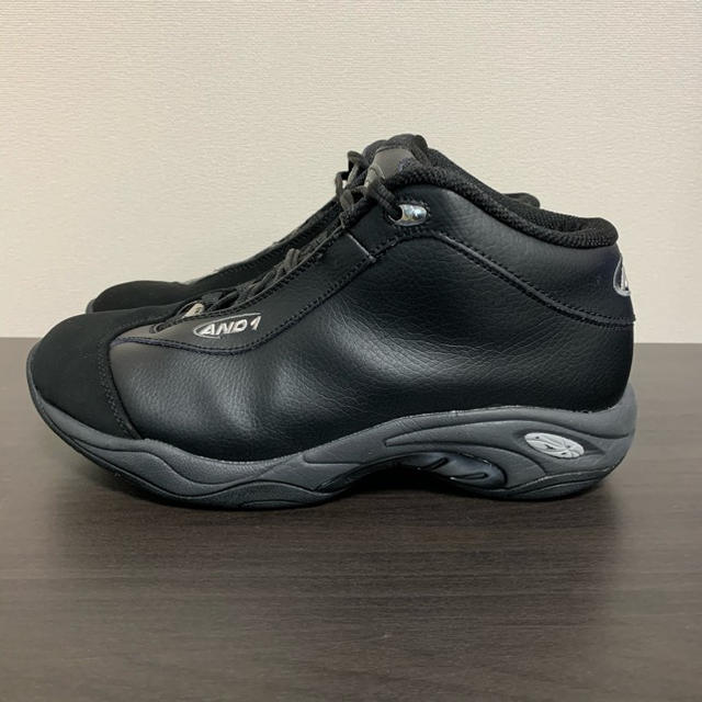 And1(アンドワン)のアンドワンタイチ TAI CHI MID black/black-silver スポーツ/アウトドアのスポーツ/アウトドア その他(バスケットボール)の商品写真