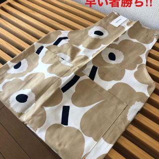 マリメッコ(marimekko)のマリメッコ エプロン ウニッコ ベージュ(収納/キッチン雑貨)