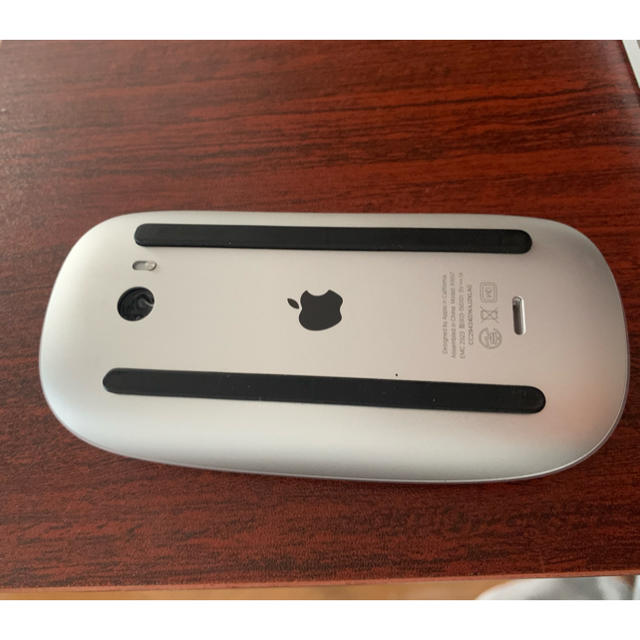 Apple(アップル)のアップル　マジックマウス2/Apple Magic Mouse2 スマホ/家電/カメラのPC/タブレット(PC周辺機器)の商品写真