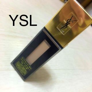 サンローラン(Saint Laurent)のYSL☆神肌☆タンアクルドポー☆ファンデ(ファンデーション)