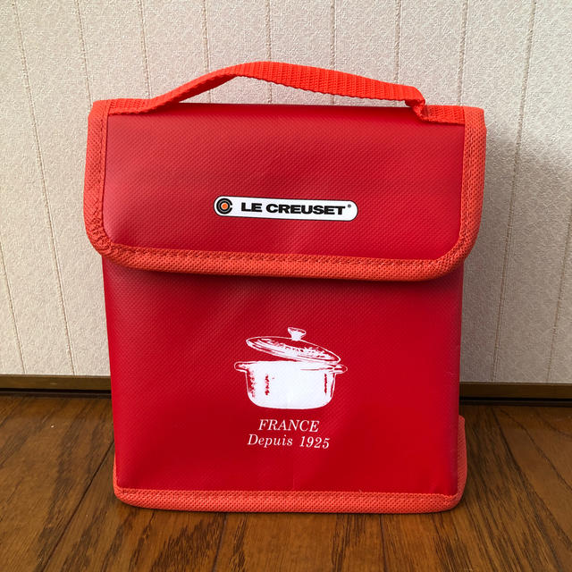 LE CREUSET(ルクルーゼ)の新品❤️未使用　LE CREUSET 保冷バッグ インテリア/住まい/日用品のキッチン/食器(弁当用品)の商品写真