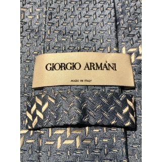 ジョルジオアルマーニ(Giorgio Armani)の【GIORGIO ARMANI】美品　ネクタイ　光沢感ある色合い(ネクタイ)