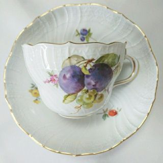 マイセン(MEISSEN)の【値下げ中】マイセン フルーツ カップ&ソーサー １級品 果物 レリーフ 貴重(食器)