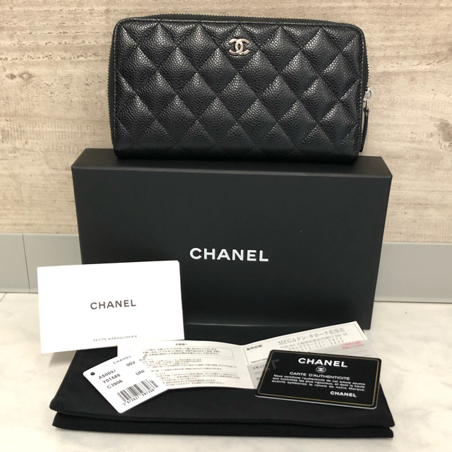 CHANELラウンドファスナー長財布