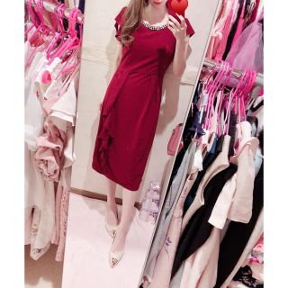 デイジーストア(dazzy store)のデイジークイーン♡パールネック付きフリル裾美ラインワンピース(ひざ丈ワンピース)