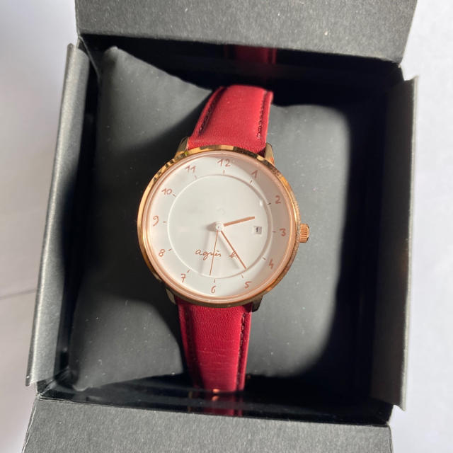 agnes b.(アニエスベー)のagnds b. 時計　レディース　赤色 レディースのファッション小物(腕時計)の商品写真
