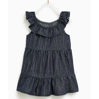 ザラキッズ(ZARA KIDS)の新品 未使用 ZARA BABY フリル デニム ドレス ワンピース(ワンピース)