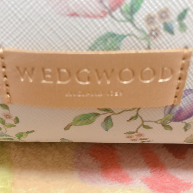 WEDGWOOD(ウェッジウッド)のWEＤGWOODポーチ　お値下げ レディースのファッション小物(ポーチ)の商品写真