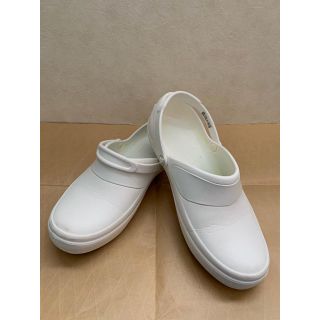 クロックス(crocs)のcrocs(クロックス)／マーシーワークホワイト　W9(サンダル)