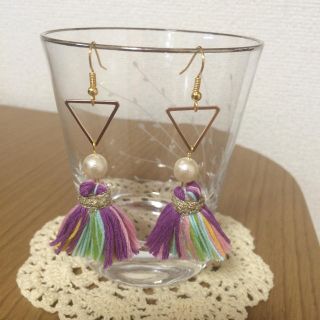 コットンパールとカラフルフリンジのピアス(ピアス)