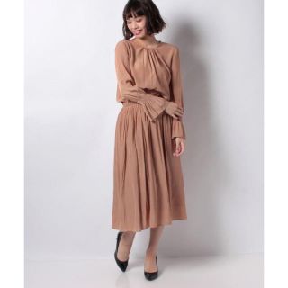 アナイ(ANAYI)の新品タグ付き　アルアバイル  ポリエステルゴムギャザーワンピース　(ロングワンピース/マキシワンピース)