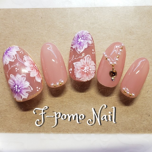 上品 綺麗な奥行きフラワーが可愛いネイルチップの通販 By F Pomo Nail S Shop ラクマ