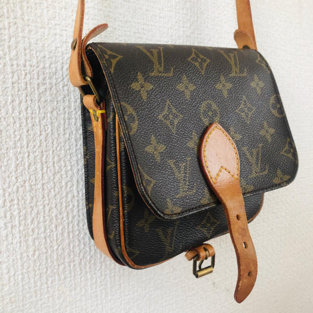 LOUIS VUITTON(ルイヴィトン)の※10日まで！LouisVitton ショルダーバッグ レディースのバッグ(ショルダーバッグ)の商品写真