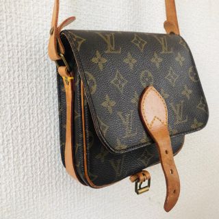 ルイヴィトン(LOUIS VUITTON)の※10日まで！LouisVitton ショルダーバッグ(ショルダーバッグ)