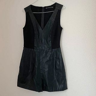 ザラ(ZARA)のZARA オールインワン ブラック(オールインワン)