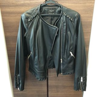 ザラ(ZARA)のZARA フリルライダースジャケット(ライダースジャケット)