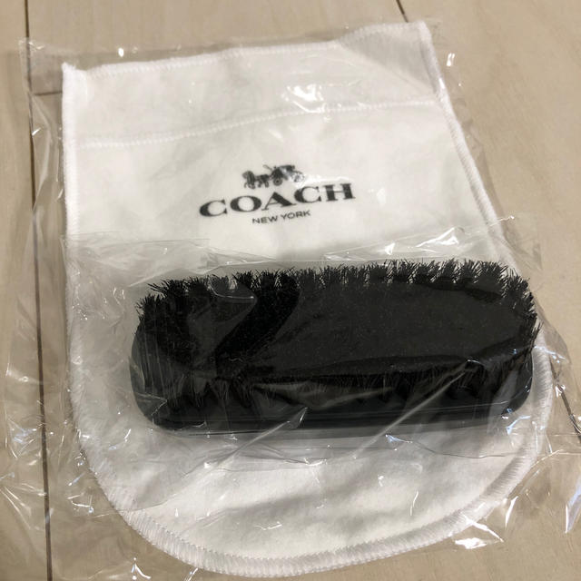 COACH(コーチ)のCOACH ブラシ&ミトンセット エンタメ/ホビーのコレクション(ノベルティグッズ)の商品写真