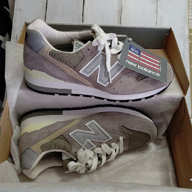 New Balance(ニューバランス)のニューバランス/M996/new balance/USA/グレー/新品 メンズの靴/シューズ(スニーカー)の商品写真